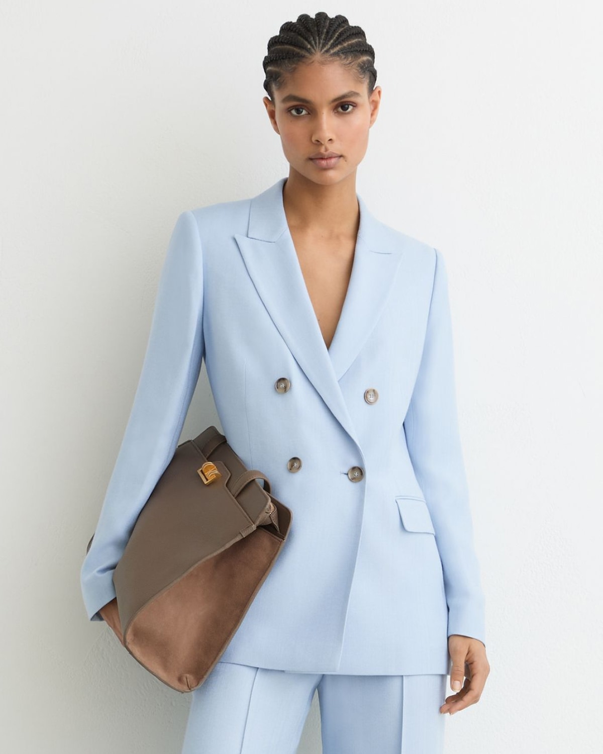 WOMEN'S BRANDS