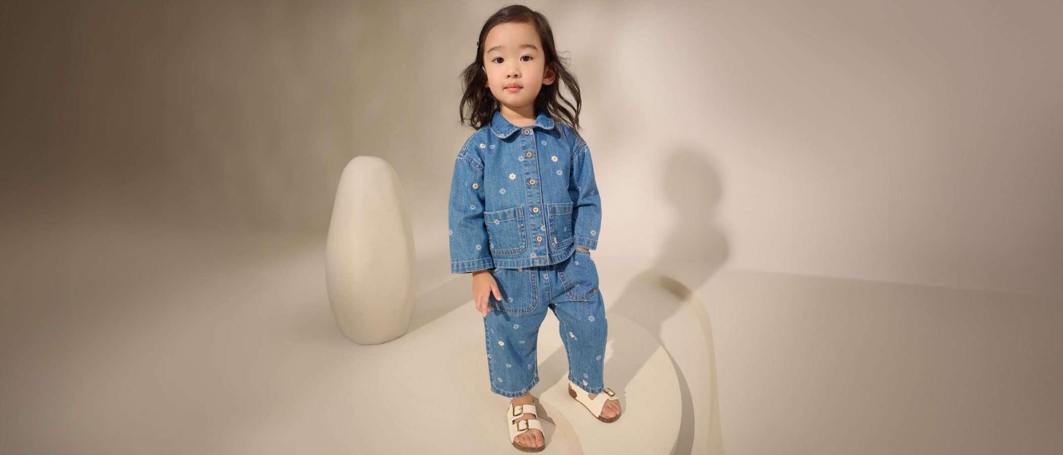 春季牛仔裤